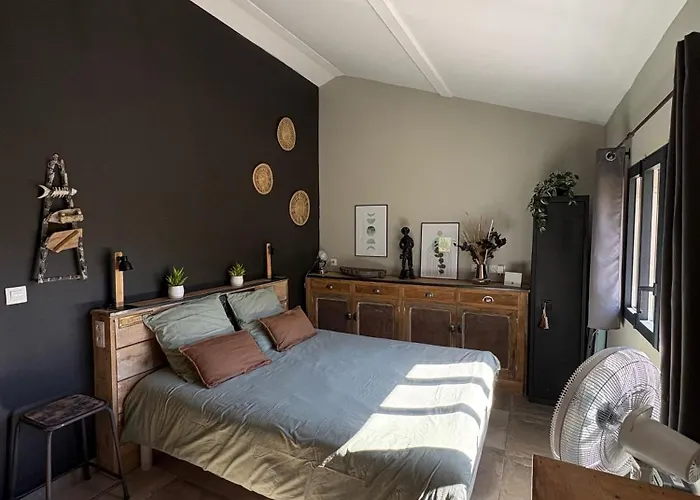 Pigeonnier Des Banons Hébergement de vacances Puimoisson