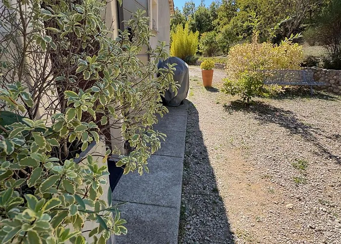 Pigeonnier Des Banons Hébergement de vacances