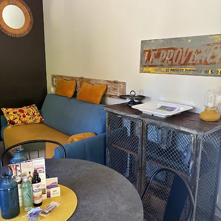 Pigeonnier Des Banons Hébergement de vacances