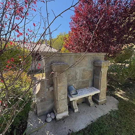 Pigeonnier Des Banons *